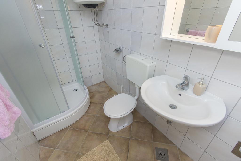 Bulat Sea View Apartments Шибеник Экстерьер фото
