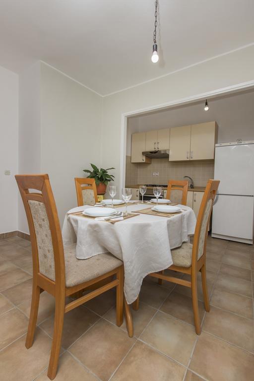 Bulat Sea View Apartments Шибеник Экстерьер фото